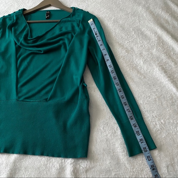 Green Soft Draped Neckline Knit Top - Picture 4 of 9